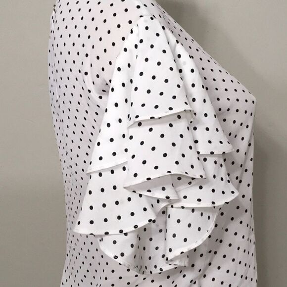 Vince Camuto polka dot shirt. NWT - Picture 4 of 8